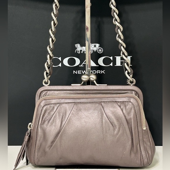 COACH Parker Smooth Leather Kiss Lock Shoulder Bag in Gray - Picture 3 of 9